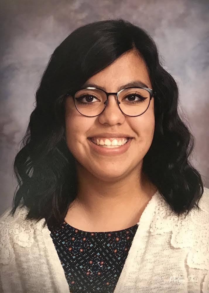 Mariana Lucas recipient of Ken Rose Scholarship